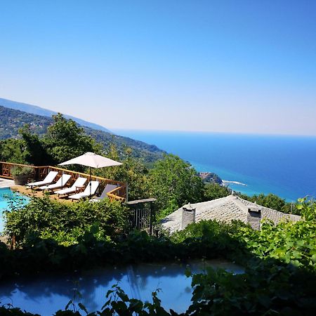 Adama Villas&Guesthouses Mourésion Exterior foto